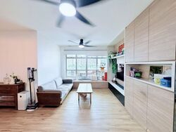 Blk 293D Skypeak @ Bukit Batok (Bukit Batok), HDB 4 Rooms #568139211